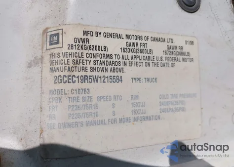 1998 Chevrolet C1500 Fleetside z USA, uszkodzony, nr VIN 2GCEC19R5W1215584